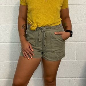 Vintage olive green wash cargo shorts
